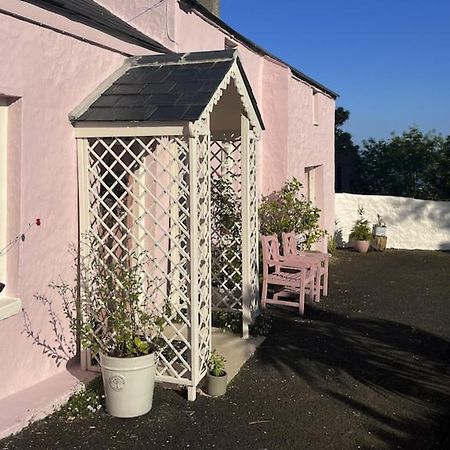 The Pink Cottage Upstairs Suite & Garden Summer Room Whitehead Eksteriør bilde